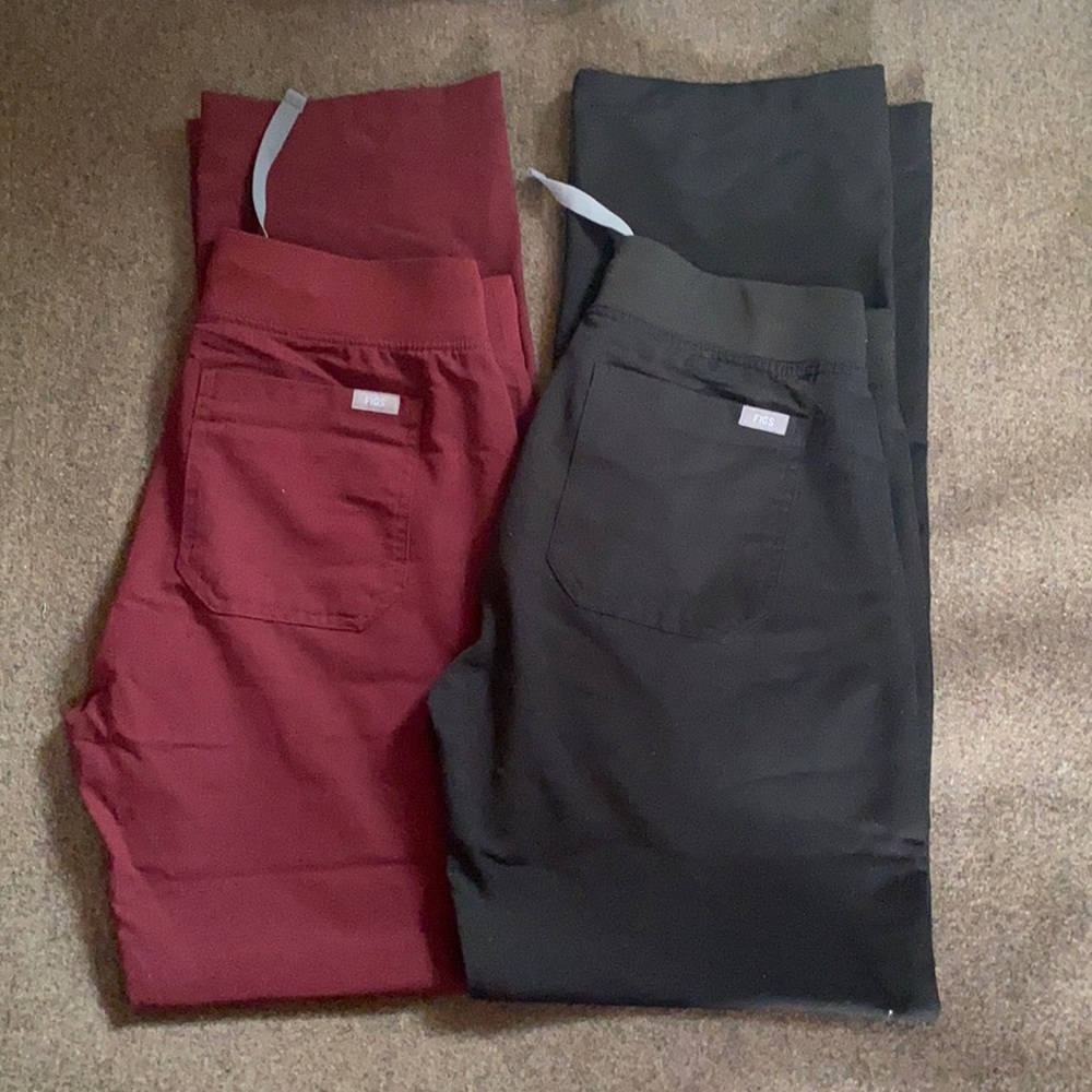 Figs Livingston straight leg scrubs